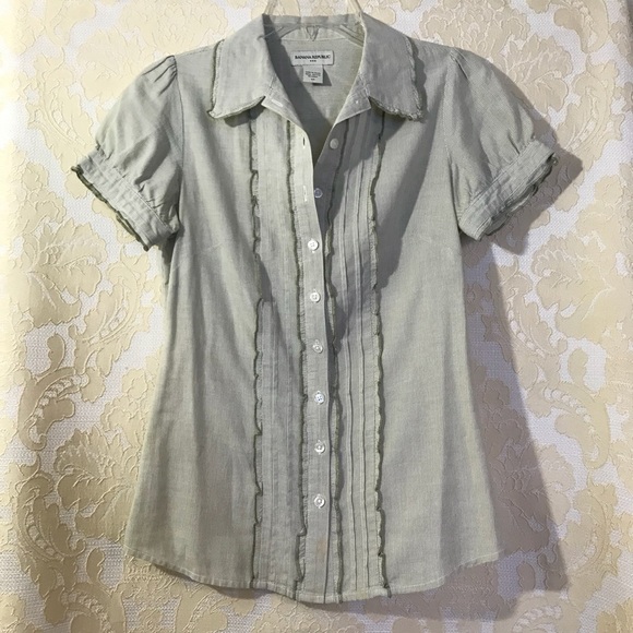 Banana Republic button up blouse - Picture 2 of 6